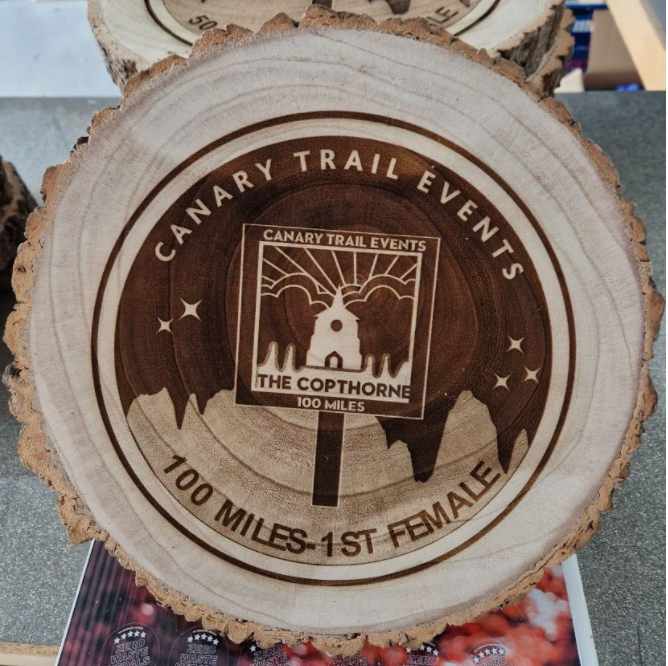 Chunky Log Slice Trophy (Medium 25-30 cm)