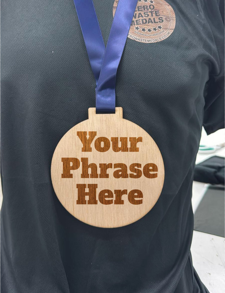 🏅 Supersized Funny Family Medal — The Perfect Gift for Every Legend at Home!